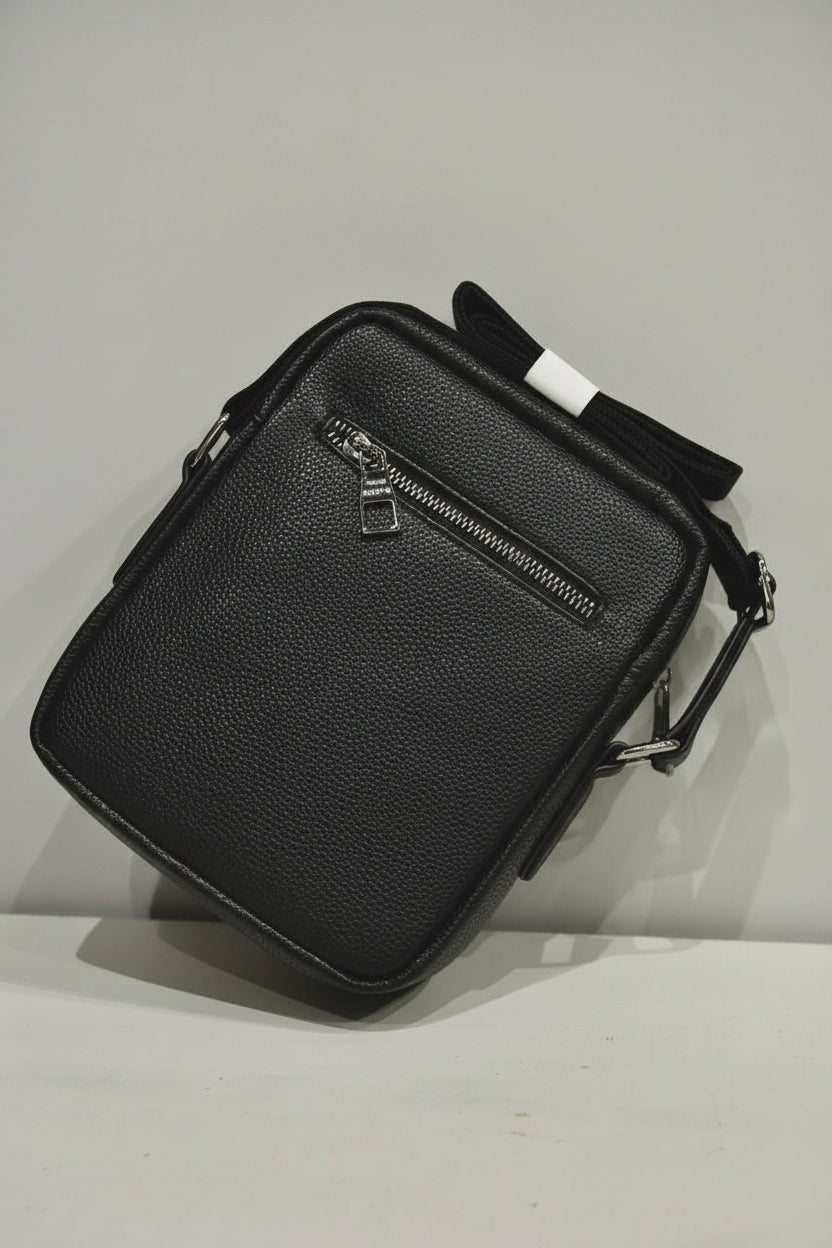 Master Quality Hand Carry LV-32