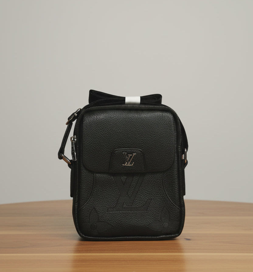 Master Quality Hand Carry LV-32